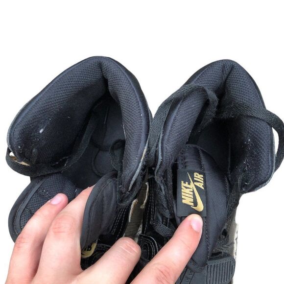 RARE 2018 Nike Air Jordan 1 Legacy 312 Black Gold Patent Size 8 - Picture 9 of 16